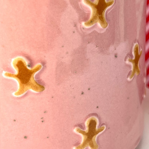 Pink Christmas Mug with Gingerbread Man Cookies 18 ounces Textured - Picture 6 of 8